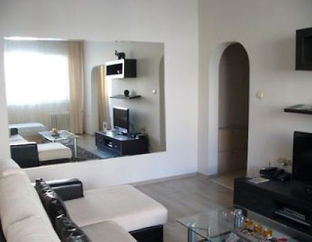 Vip Apartments - Lyuben Karavelov Street Sofya Dış mekan fotoğraf