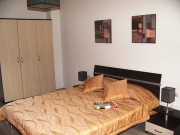 Vip Apartments - Lyuben Karavelov Street Sofya Dış mekan fotoğraf